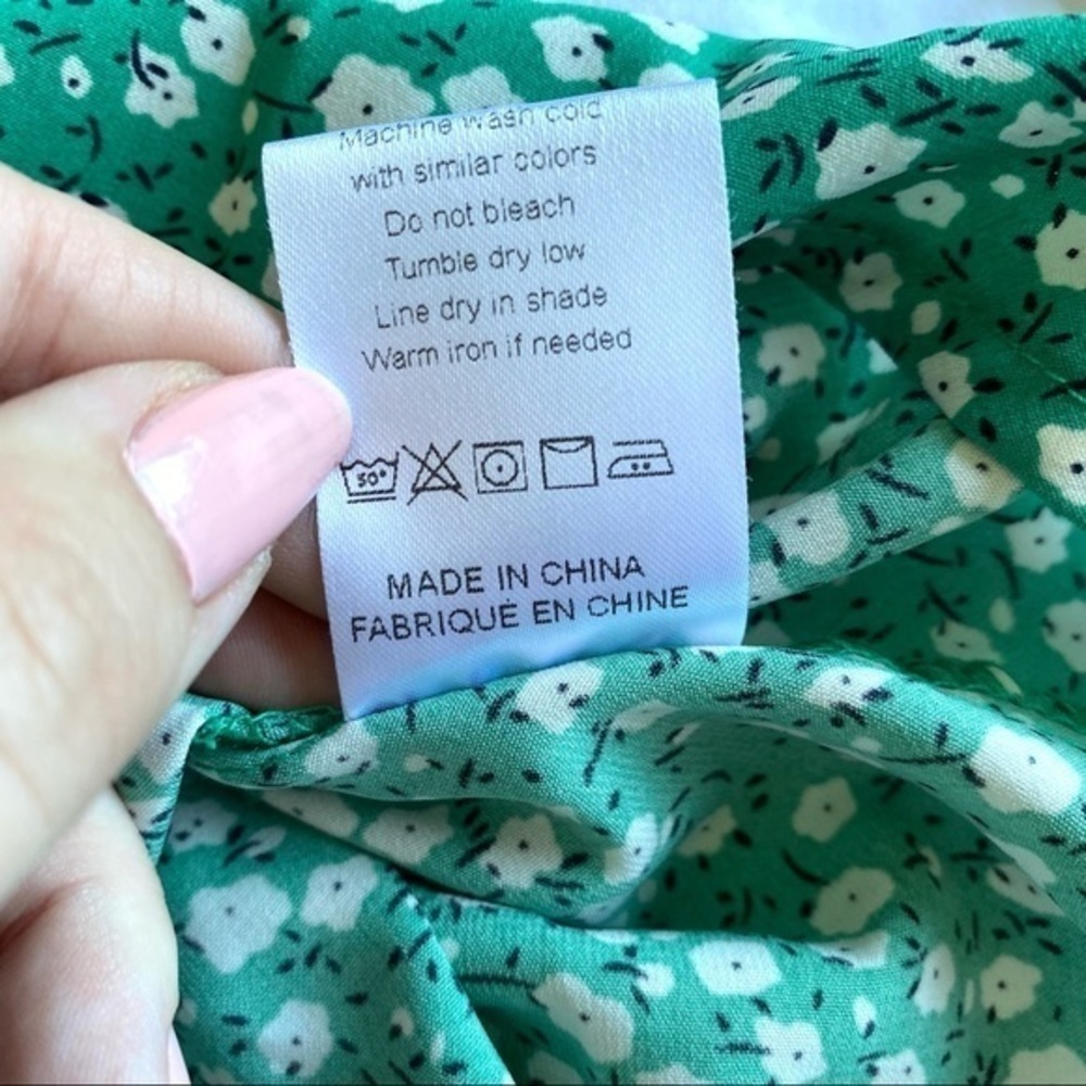 Fun Green Print Floral Romper S - Picture 4 of 4